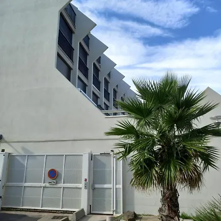 Le Privilege, Village Naturiste * Agde